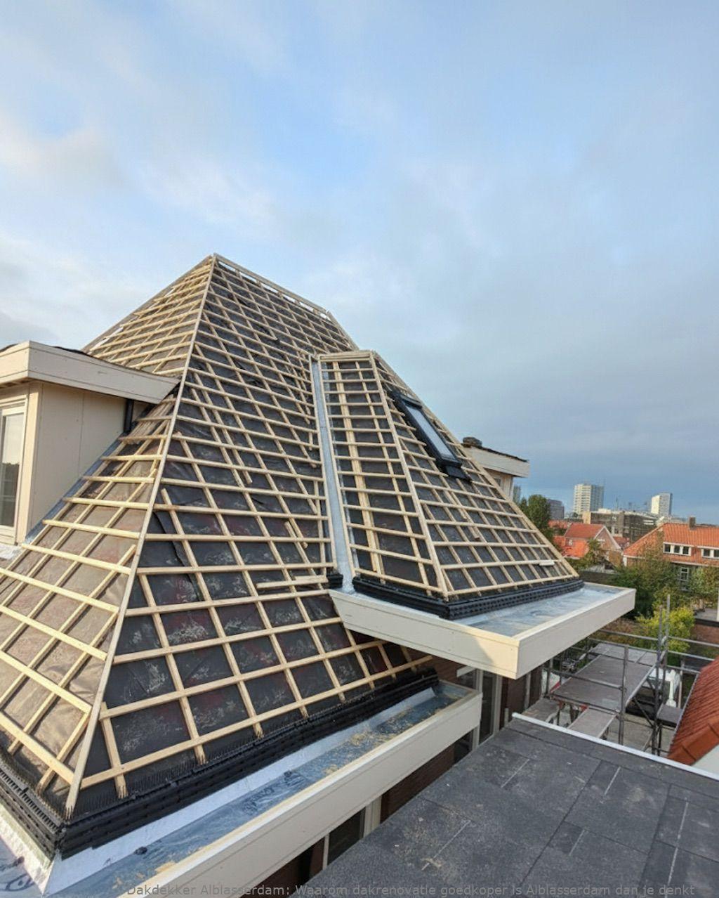 Waarom dakrenovatie goedkoper is Alblasserdam dan je denkt